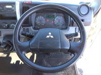 三菱ふそうキャンター平ボディ小型（2t・3t）[写真28]