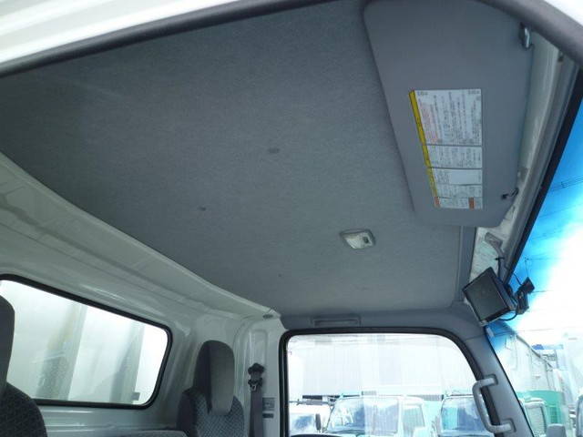 いすゞエルフ平ボディ小型（2t・3t）[写真12]