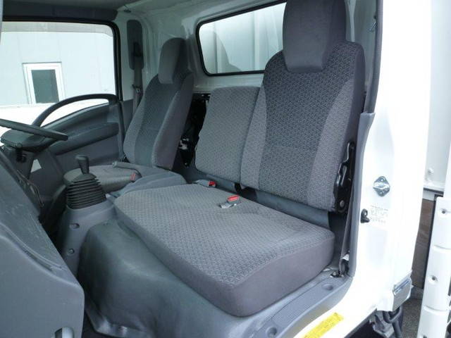 いすゞエルフ平ボディ小型（2t・3t）[写真13]