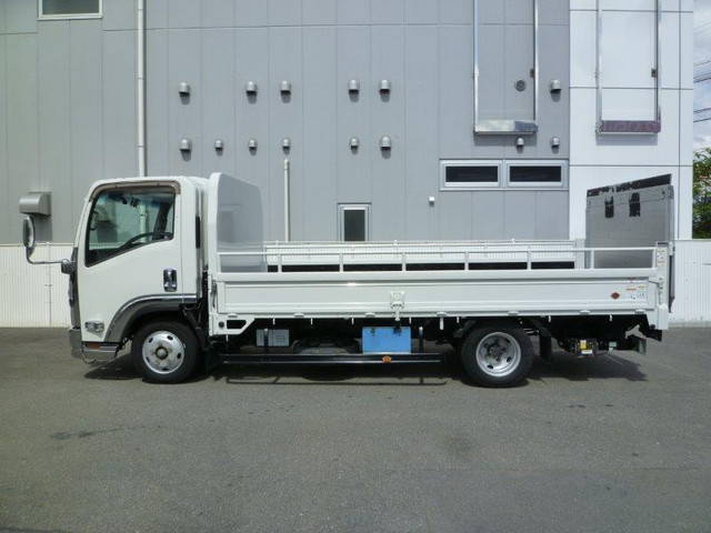 いすゞエルフ平ボディ小型（2t・3t）[写真15]