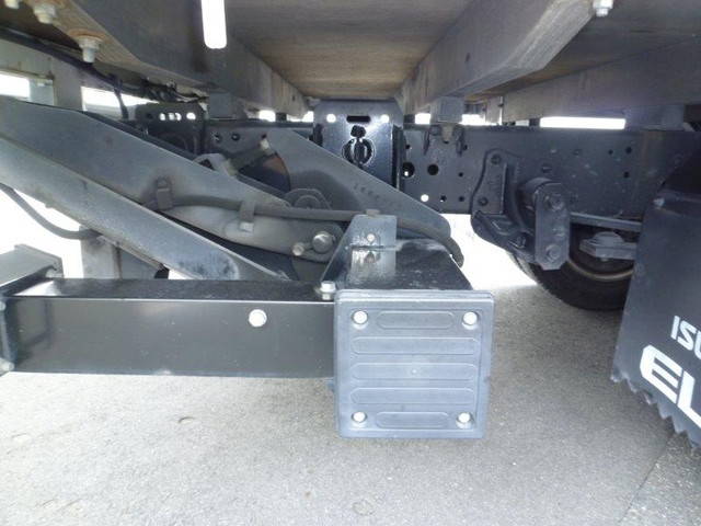 いすゞエルフ平ボディ小型（2t・3t）[写真19]
