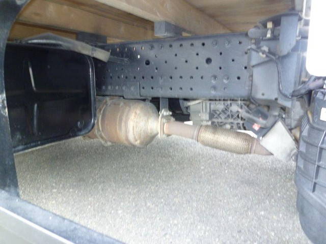 いすゞエルフ平ボディ小型（2t・3t）[写真21]