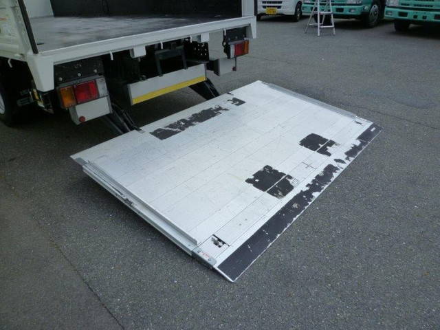 いすゞエルフ平ボディ小型（2t・3t）[写真28]