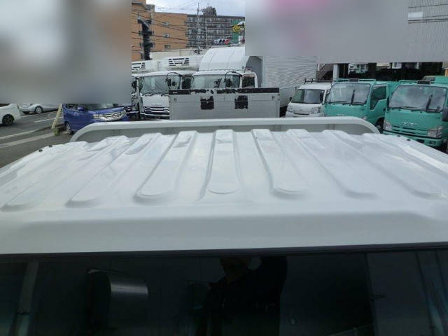 いすゞエルフ平ボディ小型（2t・3t）[写真33]