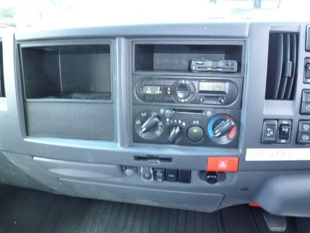 いすゞエルフ平ボディ小型（2t・3t）[写真07]