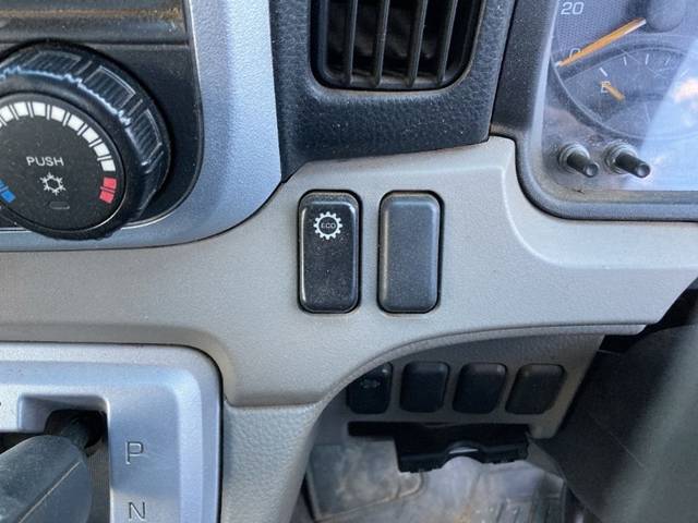 三菱ふそうキャンターダンプ小型（2t・3t）[写真35]