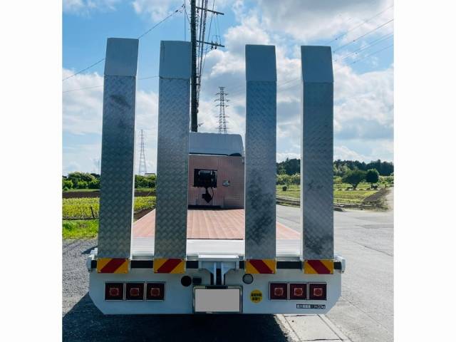 三菱ふそうスーパーグレートセルフローダー大型（10t）[写真02]