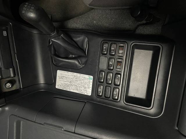 三菱ふそうスーパーグレートセルフローダー大型（10t）[写真38]