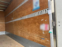 いすゞエルフアルミバン小型（2t・3t）[写真12]