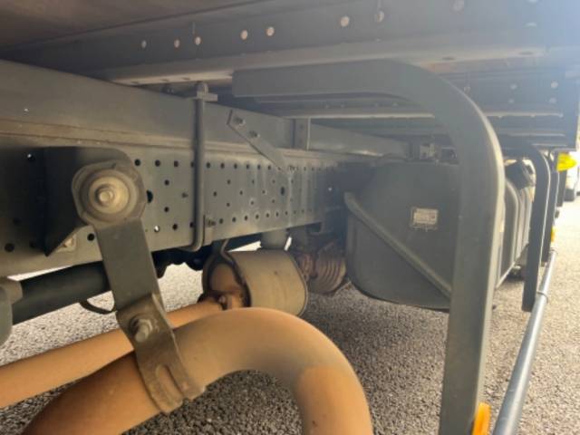 いすゞエルフアルミバン小型（2t・3t）[写真14]