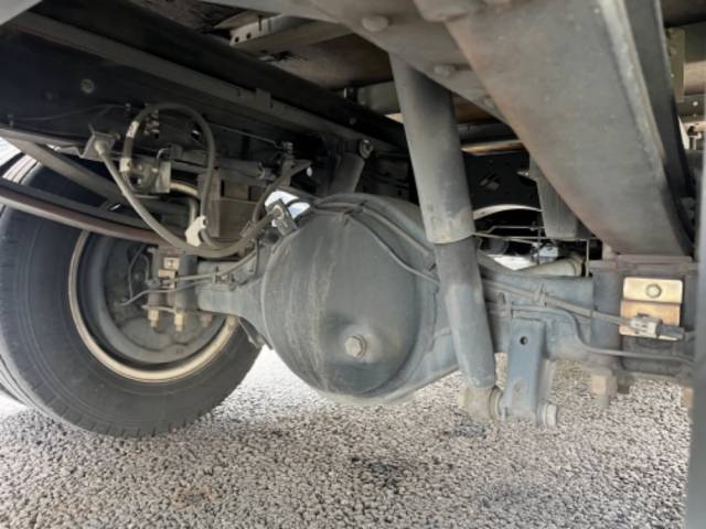 いすゞエルフアルミバン小型（2t・3t）[写真16]