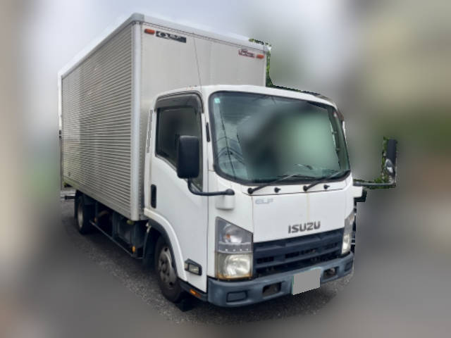 いすゞエルフアルミバン小型（2t・3t）[写真03]