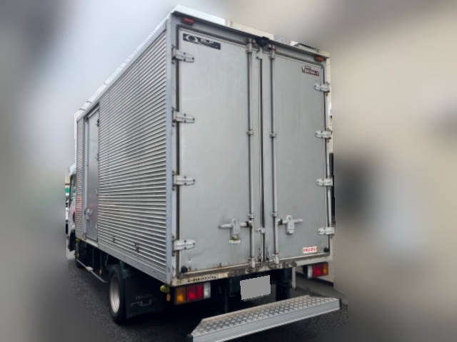 いすゞエルフアルミバン小型（2t・3t）[写真04]