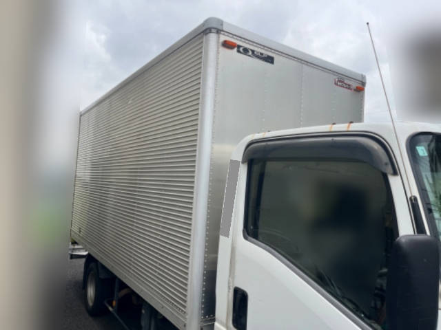 いすゞエルフアルミバン小型（2t・3t）[写真05]