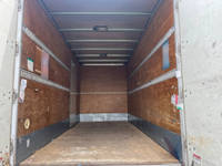 いすゞエルフアルミバン小型（2t・3t）[写真09]