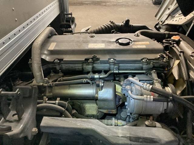 いすゞエルフ高圧洗浄車小型（2t・3t）[写真29]