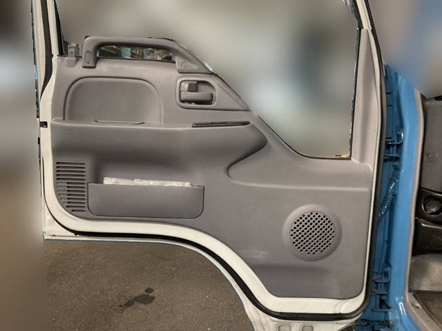 いすゞエルフ高圧洗浄車小型（2t・3t）[写真31]