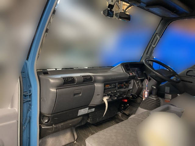 いすゞエルフ高圧洗浄車小型（2t・3t）[写真33]