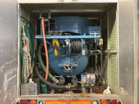 いすゞエルフ高圧洗浄車小型（2t・3t）[写真07]