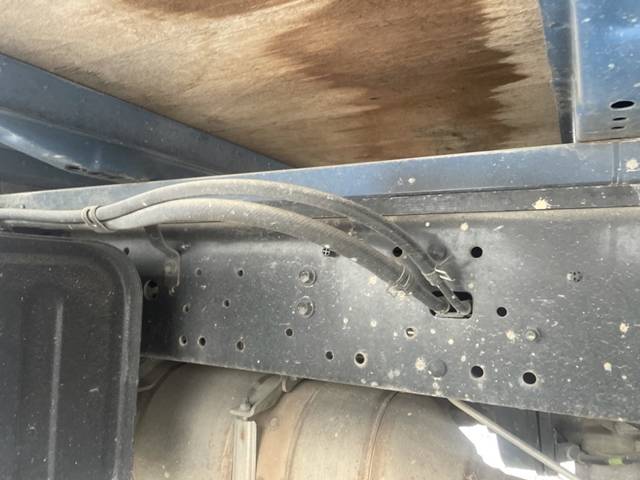 トヨタトヨエース平ボディ小型（2t・3t）[写真15]