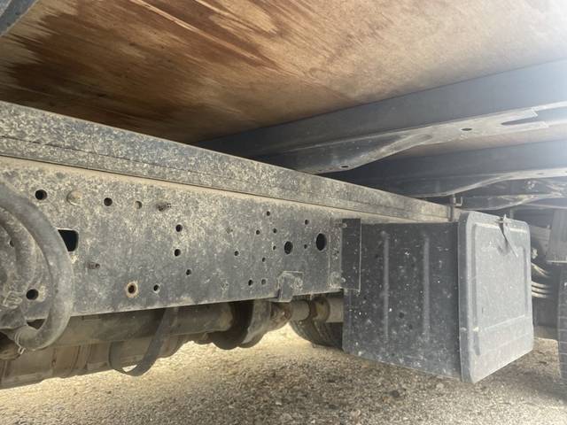 トヨタトヨエース平ボディ小型（2t・3t）[写真16]