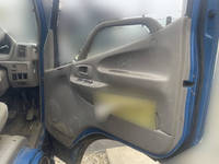 トヨタトヨエース平ボディ小型（2t・3t）[写真20]