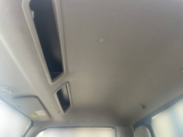 トヨタトヨエース平ボディ小型（2t・3t）[写真24]