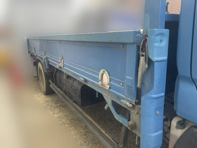 トヨタトヨエース平ボディ小型（2t・3t）[写真05]