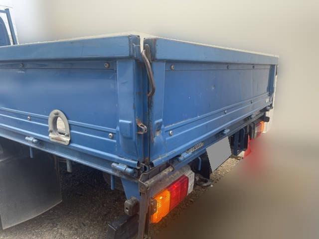 トヨタトヨエース平ボディ小型（2t・3t）[写真07]
