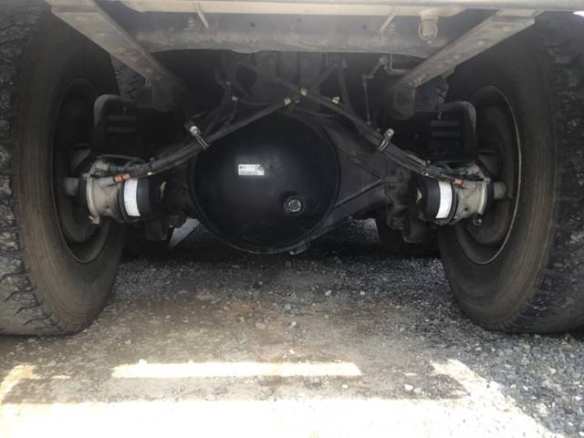 いすゞギガダンプ大型（10t）[写真24]