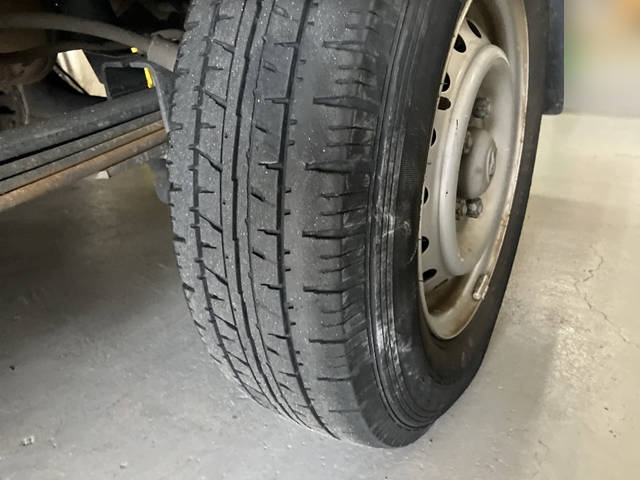 トヨタタウンエース平ボディ小型（2t・3t）[写真10]