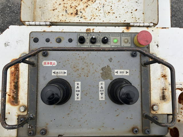 いすゞエルフ高所作業車小型（2t・3t）[写真20]