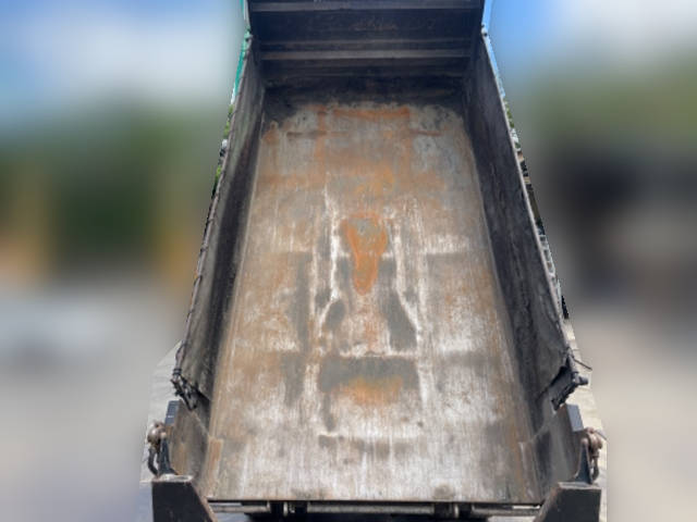三菱ふそうキャンターダンプ小型（2t・3t）[写真09]