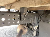 三菱ふそうキャンター平ボディ小型（2t・3t）[写真18]