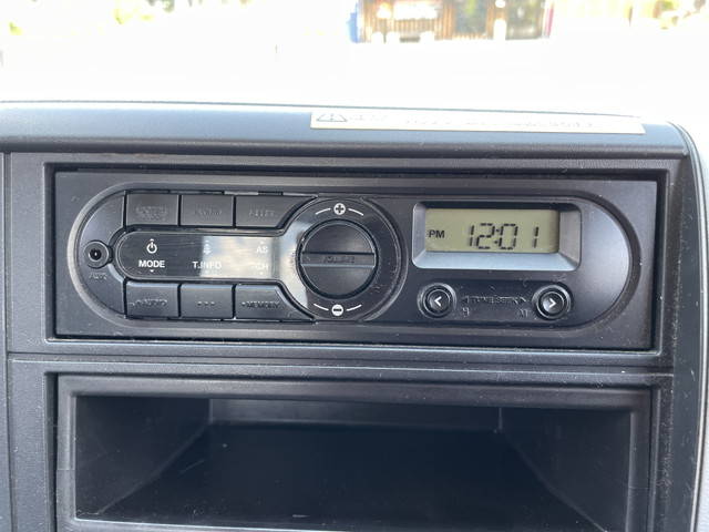 三菱ふそうキャンター平ボディ小型（2t・3t）[写真33]