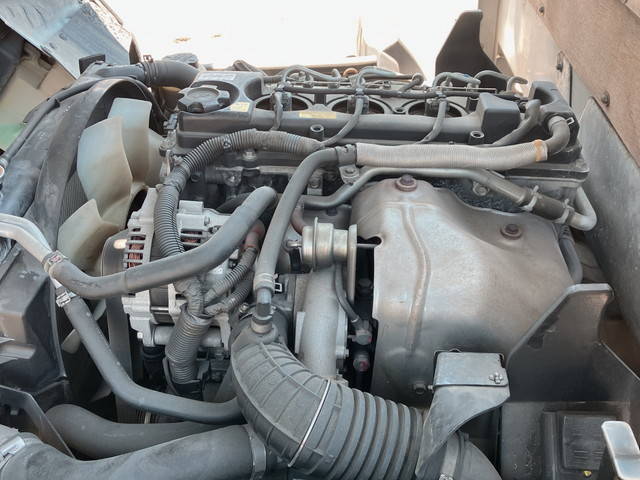 日産アトラス平ボディ小型（2t・3t）[写真24]