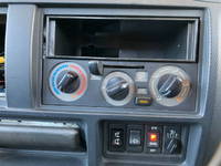 日産アトラス平ボディ小型（2t・3t）[写真37]