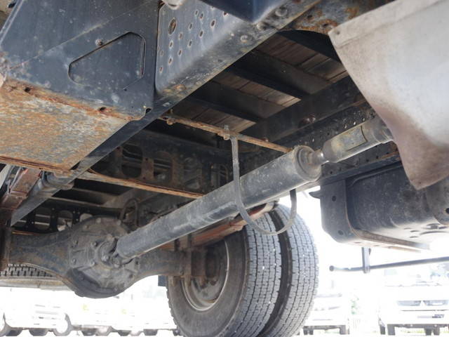 いすゞフォワードクレーン4段中型（4t）[写真10]