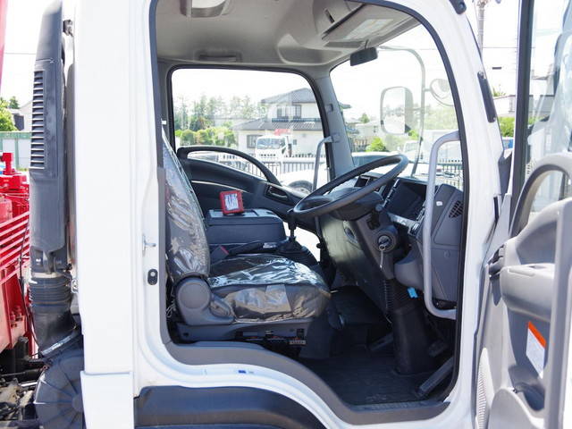 いすゞフォワードクレーン4段中型（4t）[写真30]