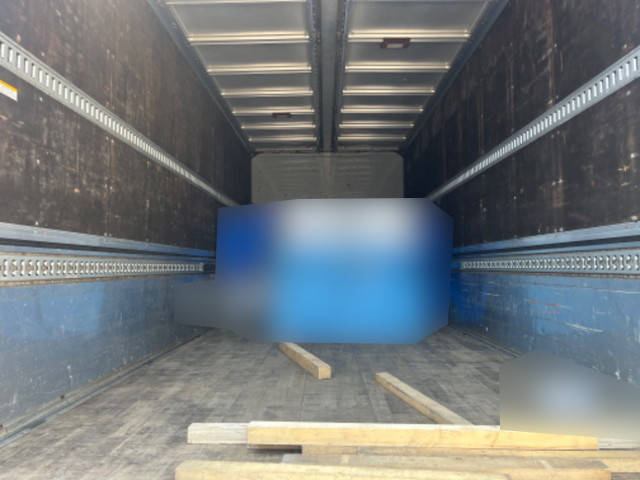 いすゞフォワードアルミウイング中型（4t）[写真13]