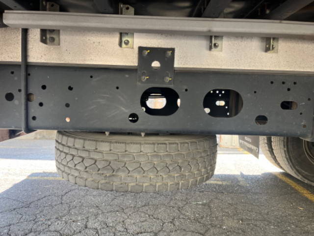 いすゞフォワードアルミウイング中型（4t）[写真16]