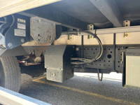 いすゞフォワードアルミウイング中型（4t）[写真17]