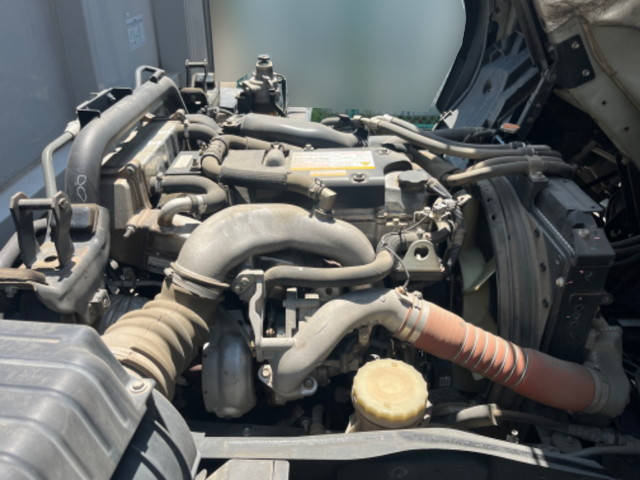 いすゞフォワードアルミウイング中型（4t）[写真20]