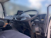 いすゞフォワードアルミウイング中型（4t）[写真22]