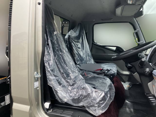 三菱ふそうキャンターセーフティローダー小型（2t・3t）[写真27]