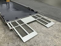 三菱ふそうキャンターセーフティローダー小型（2t・3t）[写真08]