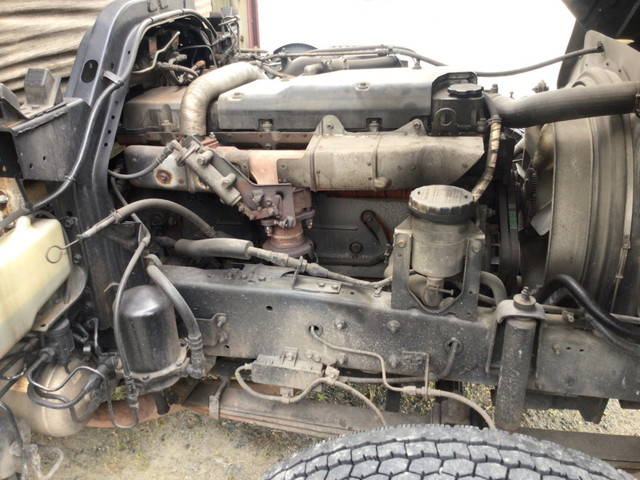 いすゞフォワード平ボディ中型（4t）[写真13]