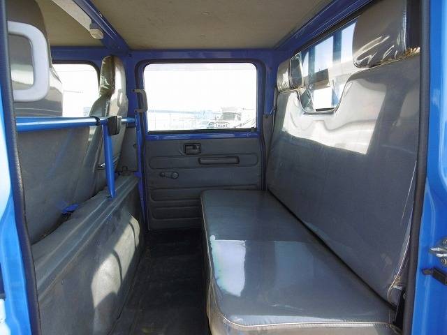 いすゞエルフダブルキャブ（Wキャブ）小型（2t・3t）[写真10]