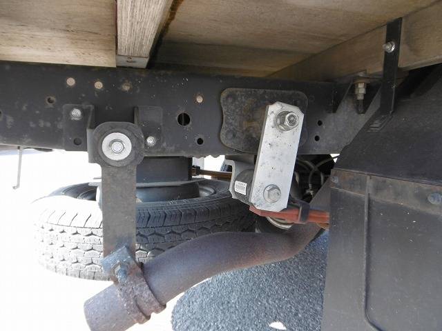 いすゞエルフダブルキャブ（Wキャブ）小型（2t・3t）[写真15]