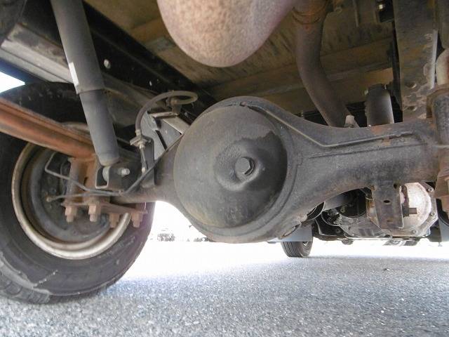 いすゞエルフダブルキャブ（Wキャブ）小型（2t・3t）[写真16]